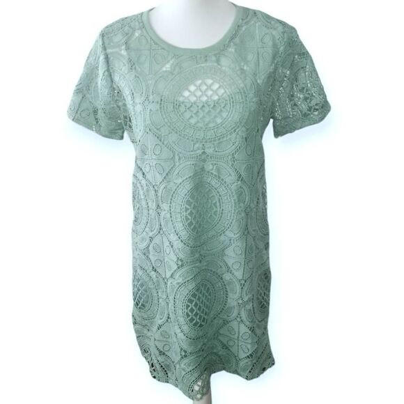 FOREVER 21 MINT LACE SHIFT DRESS SZ.L EUC - Picture 1 of 7
